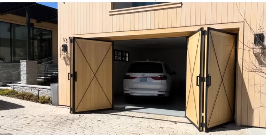 folding garage door repair coral springs